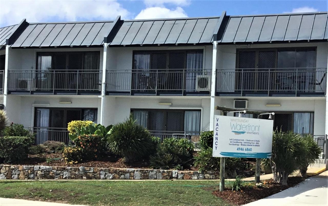 Whitsunday Waterfront Apartments Airlie Beach Bagian luar foto