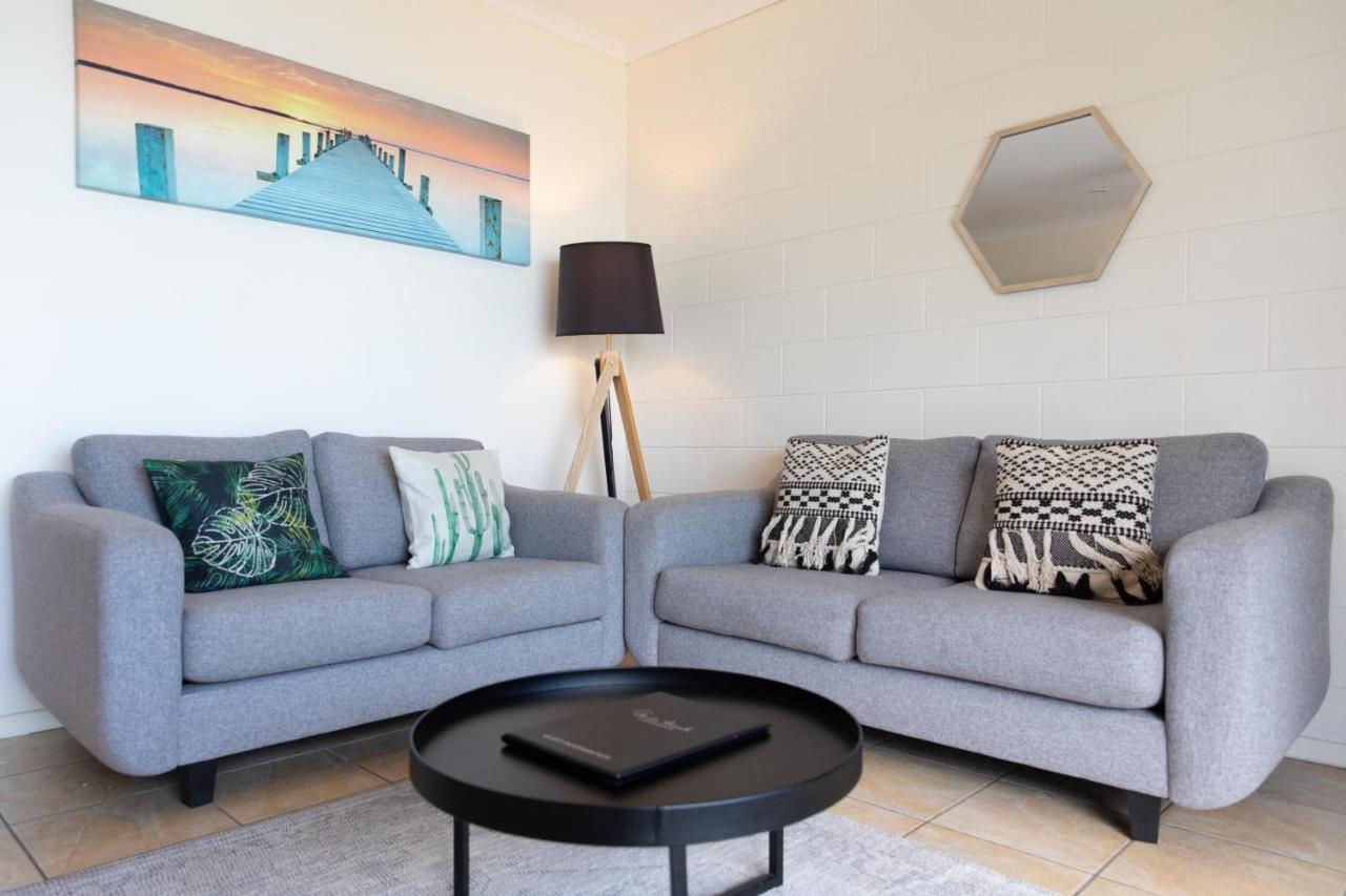 Whitsunday Waterfront Apartments Airlie Beach Bagian luar foto