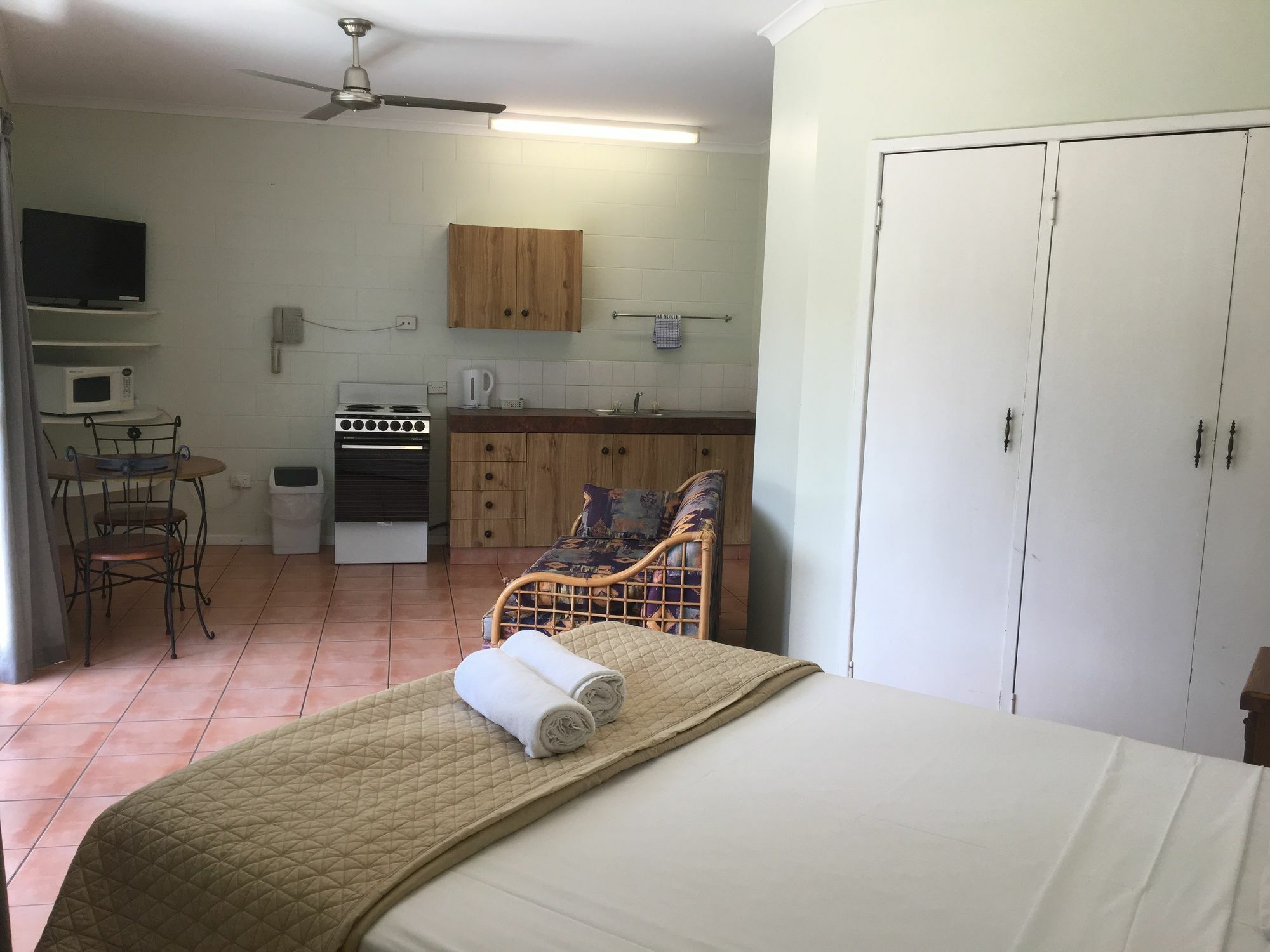 Whitsunday Waterfront Apartments Airlie Beach Bagian luar foto
